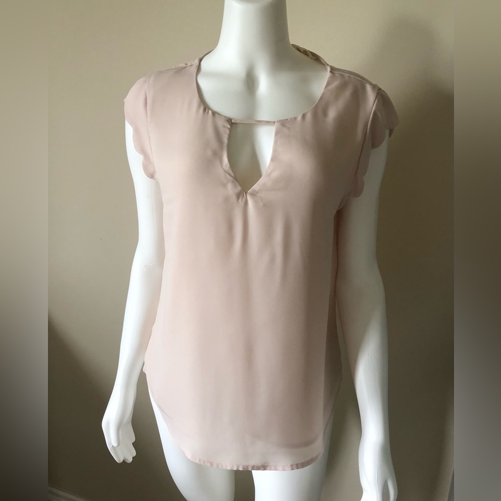 Creamy Tan Womens Silky Dress Top Size Small Cute Work Top Pretty Womens Blouse